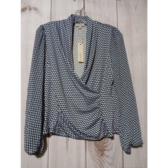 No Brand Tops - Status Shirt Ladies Small Long Sleeve Mock Wrap